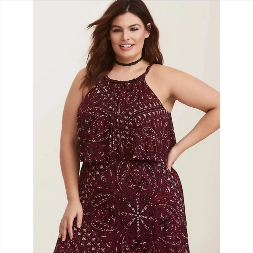 πHPπ Torrid Drape Top Halter Neck Burgundy Maxi Dress, Size 0 - Picture 2 of 14